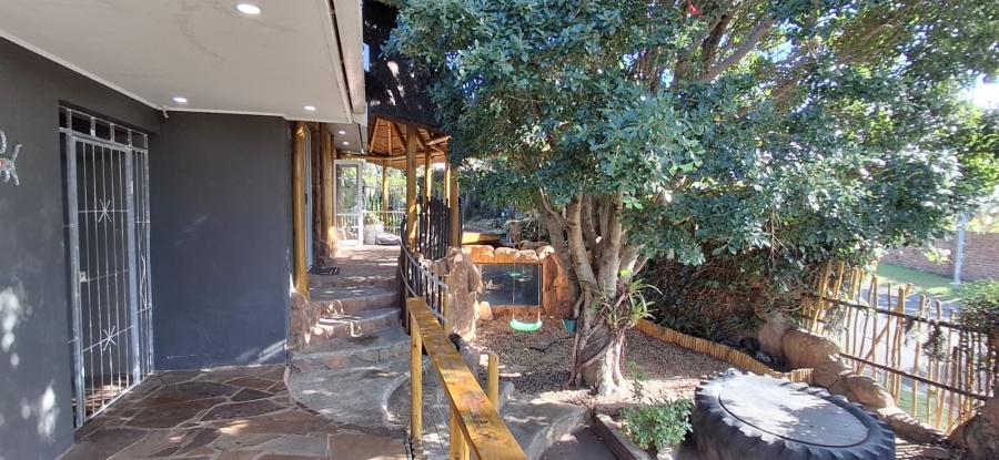 6 Bedroom Property for Sale in Haven Hills Eastern Cape